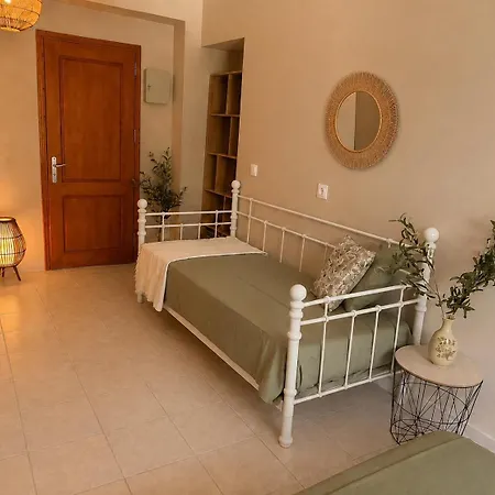 Anastasia Summer House In Dassia Appartement